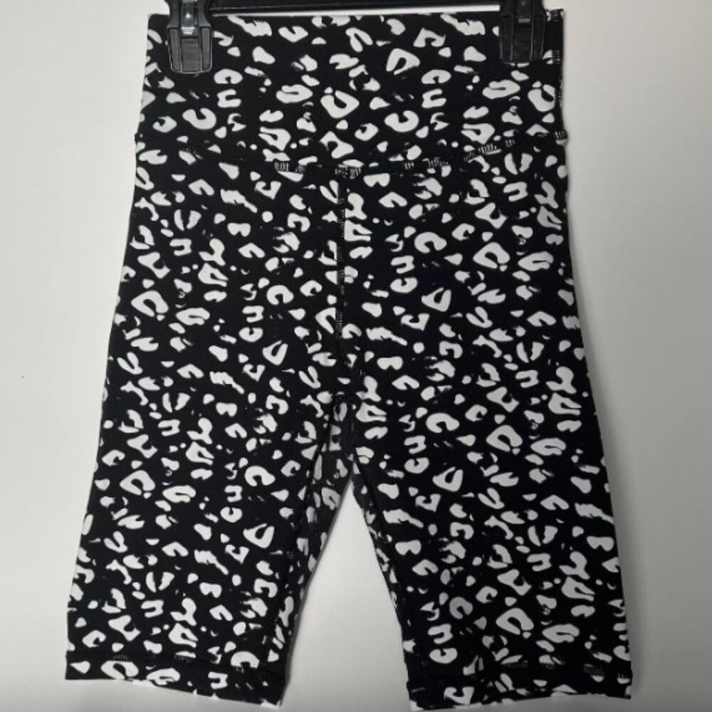 Muscle Nation CSB Crop Shop Boutique Gym Fitness Biker Shorts S Animal Print